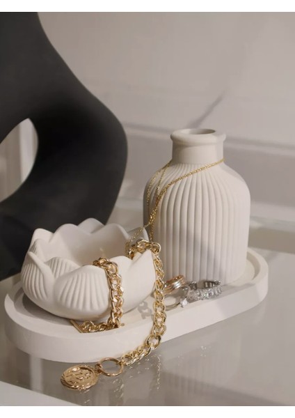 Lotus Beton Dekor Seti – Estetik ve Zarafetin Buluşması