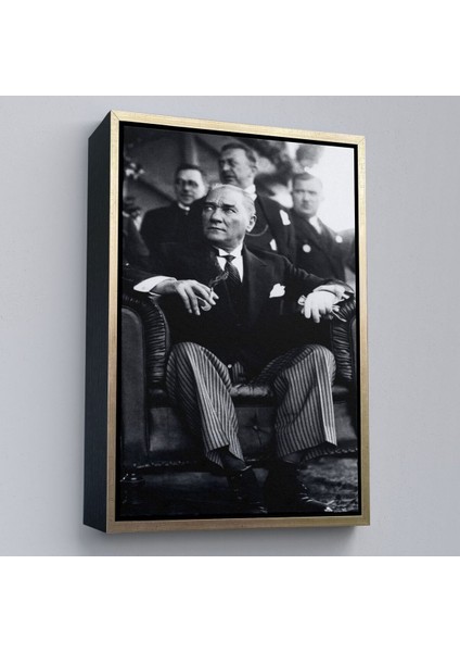 Çerçeveli Atatürk Portre Tablosu Mustafa Kemal Atatürk Dikdörtgen Dekoratif Kanvas Tablo-71