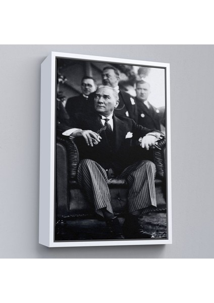 Çerçeveli Atatürk Portre Tablosu Mustafa Kemal Atatürk Dikdörtgen Dekoratif Kanvas Tablo-71