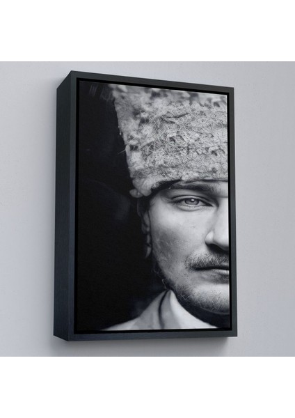 Çerçeveli Atatürk Portre Tablosu Mustafa Kemal Atatürk Dikdörtgen Dekoratif Kanvas TABLO-140