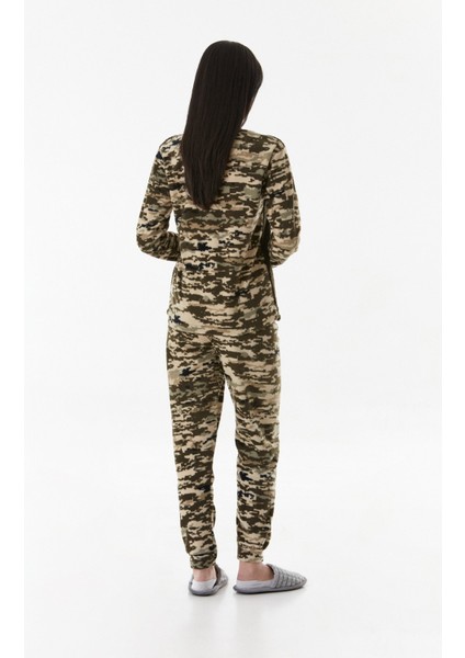 Kedi Nakışlı Kamuflaj Polar Pijama Takımı
