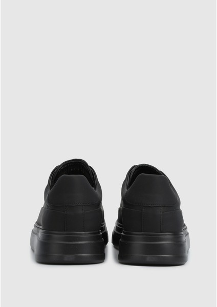 Siyah Deri Erkek Sneaker fırsatları