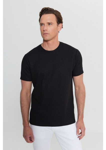 Pamuklu Slim Fit Dar Kesim Bisiklet Yaka Jakarlı Esnek Tişört modelleri