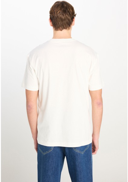 %100 Pamuk Relaxed Fit Geniş Kesim Bisiklet Yaka Beyaz Tişört indirimleri