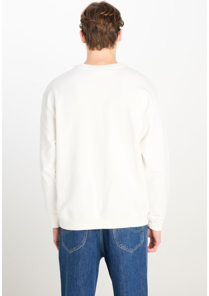 Loose Fit Rahat Kesim Bisiklet Yaka Beyaz Sweatshirt indirimleri