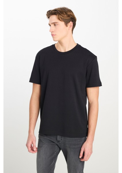 %100 Pamuk Relaxed Fit Geniş Kesim Bisiklet Yaka Siyah Basic T-Shirt fiyatları