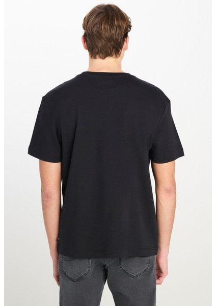 %100 Pamuk Relaxed Fit Geniş Kesim Bisiklet Yaka Siyah Basic T-Shirt indirimleri