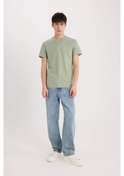 %100 Pamuk Slim Fit Dar Kesim Bisiklet Yaka Baskılı Kısa Kollu Tişört D5566AX25SP fiyatları