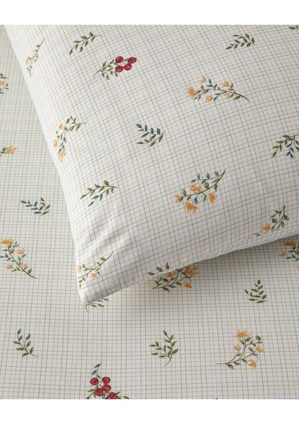 Delicate Spring Kolay Ütülenir Çift Kişilik Nevresim Takımı 200X220 cm Yeşil – Kırmızı