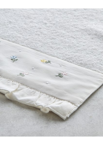 Floral Garden Pamuklu Nakışlı Yüz Havlusu 50X80 cm Ekru modelleri