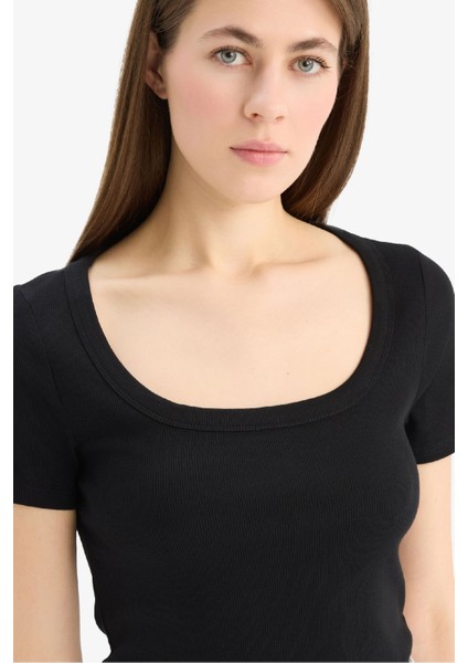 Slim Fit Dar Kesim Bisiklet Yaka Basic Düz Fitilli Kaşkorse Kısa Kollu Siyah Tişört F0684AX25SP