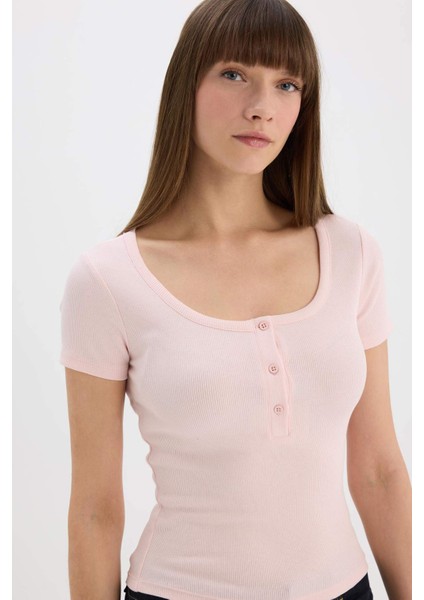 Slim Fit Dar Kesim Yuvarlak Yaka Basic Düz Fitilli Kaşkorse Kısa Kollu Tişört E5781AX25SP fırsatları