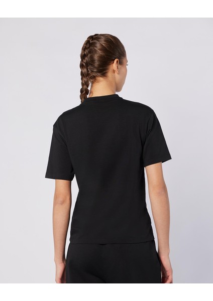 Jendyna Kadın Siyah Regular Fit Tişört indirimleri
