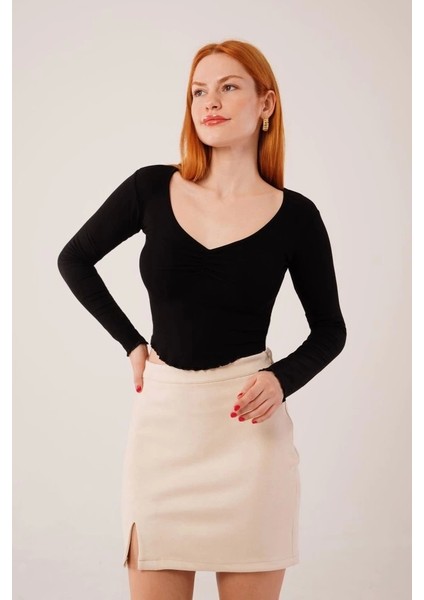 Geniş Yaka Iyah Basic Body Bluz