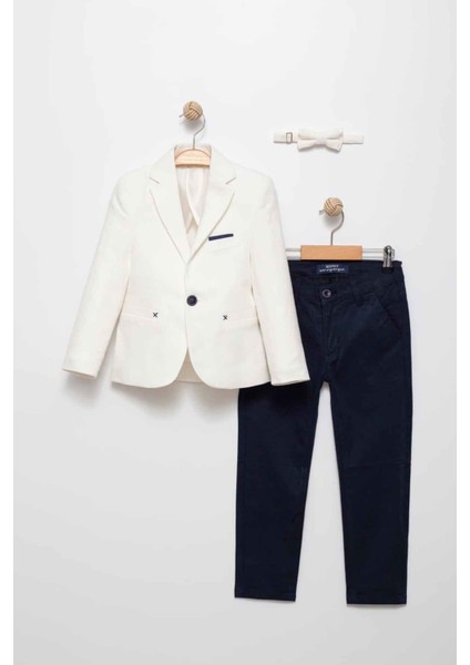 Blazer Ceket, Pantolon ve Papyon Erkek Çocuk Takım Elbisesi - Beyaz