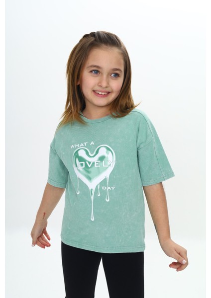 Kız Çocuk Yıkamalı Kalp Baskılı Tişört