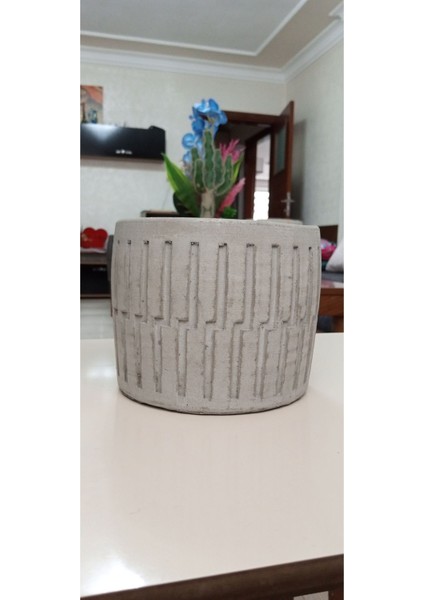 Gri Beton Saksı