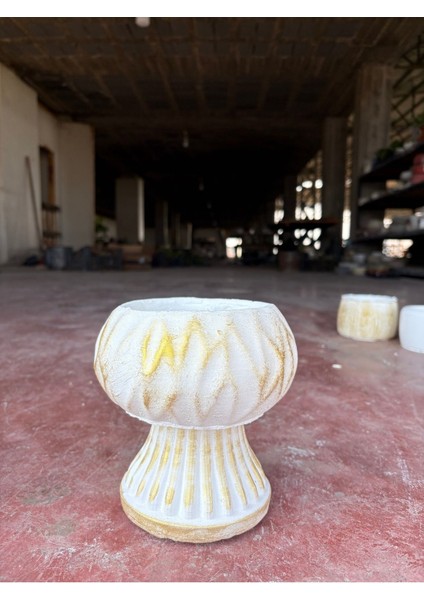 Taş Ayaklı Dalga Desenli Taş Saksı