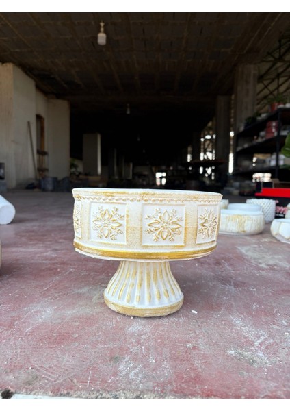 Dekoratif Ayaklı Çiçek Desenli Taş Saks