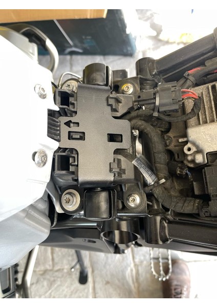 Motosiklet Koltuk Ayarlanabilir Alçaltma Braketi R1200GS Adv Gsa Lc R1250GS Adventure R1200RT Için Ayarlanabilir Motosiklet Koltuk Alçaltma Braketi (Alt 2cm Siyah) fırsatları