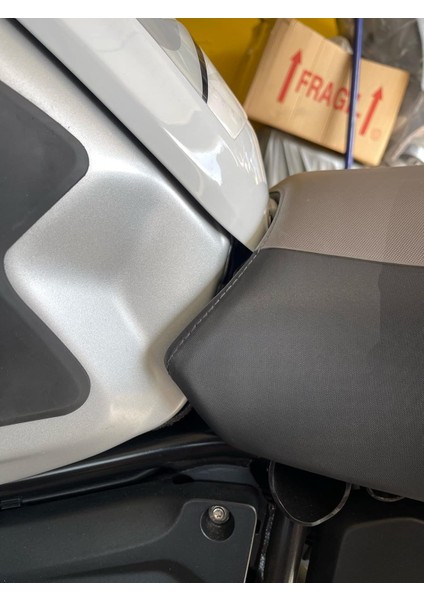 Motosiklet Koltuk Ayarlanabilir Alçaltma Braketi R1200GS Adv Gsa Lc R1250GS Adventure R1200RT Için Ayarlanabilir Motosiklet Koltuk Alçaltma Braketi (Alt 2cm Siyah) indirimleri