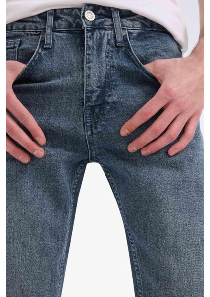 Slim Tapered Fit Dar Kalıp Normal Bel Daralan Paça Jean Pantolon E7035AX25SP