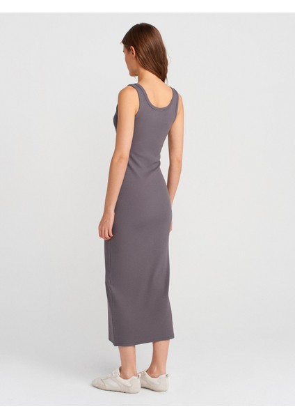 91382 Düğme Detaylı Midi Elbise-Füme