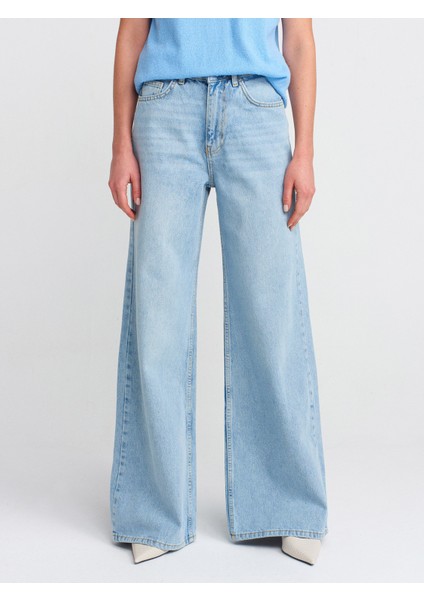 71776 Kar Yıkama Geniş Kesim Denim Pantolon-Mavi modelleri