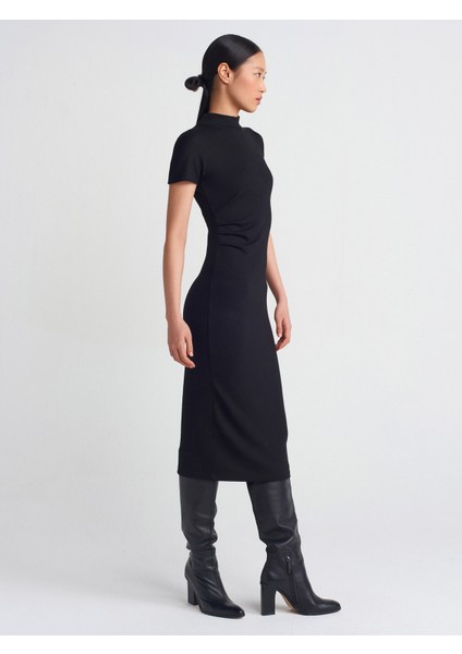 91297 Streç Örme Midi Elbise-Siyah