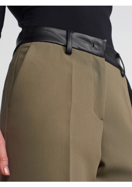 71603 Suni Deri Detaylı Pantolon-Yeşil fırsatları