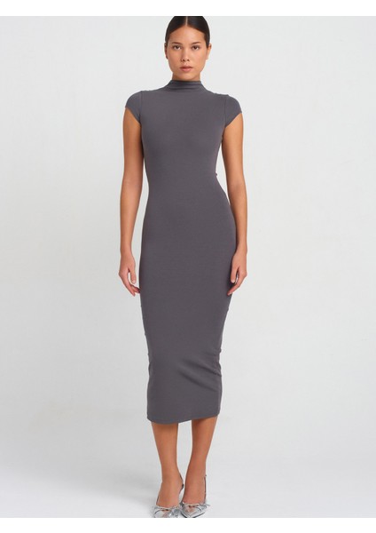 91296 Dik Yaka Midi Elbise-Füme