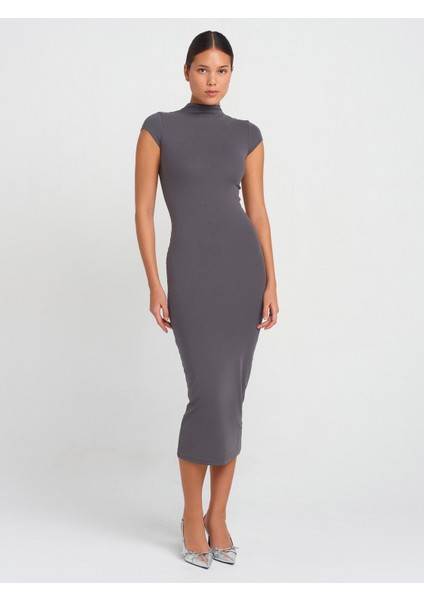 91296 Dik Yaka Midi Elbise-Füme modelleri