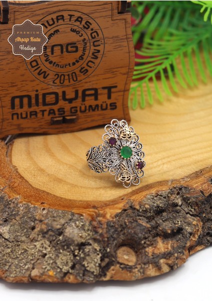 Zümrüt ve Yakut Taşlı Tuğra Model El Işçiliği 925 Ayar Gümüş Telkari Yüzük 201023849 fiyatları