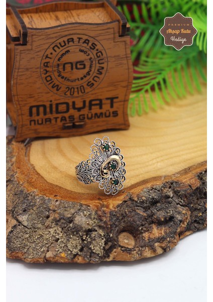 Zümrüt Taşlı Vav Model El Işçiliği 925 Ayar Gümüş Telkari Yüzük 201023854 fiyatları