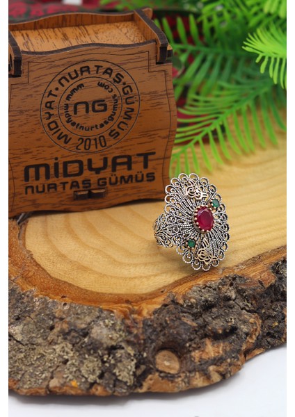 Yakut ve Zümrüt Taşlı Tuğra Model El Işçiliği 925 Ayar Gümüş Telkari Yüzük 201023858 fiyatları