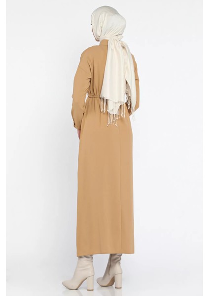 Kadın Polo Yaka Yarım Düğmeli Bel Kuşaklı Tesettür Elbise modelleri