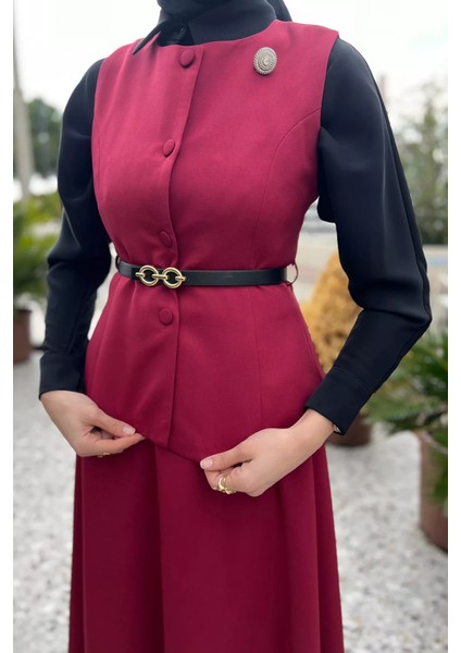 Kadın Kemer ve Broş Detaylı Yelek Etek Tesettür Ikili Takım fırsatları