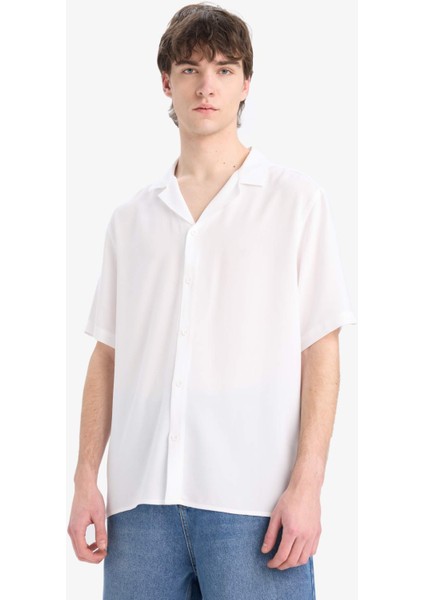Regular Fit Apaş Yaka Yazlık Kısa Kollu Beyaz Gömlek E2533AX25SM