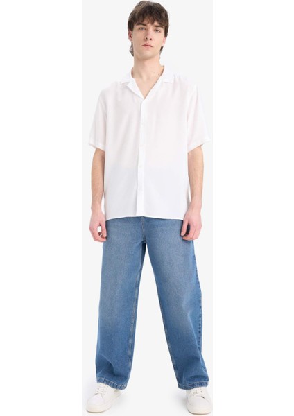 Regular Fit Apaş Yaka Yazlık Kısa Kollu Beyaz Gömlek E2533AX25SM modelleri
