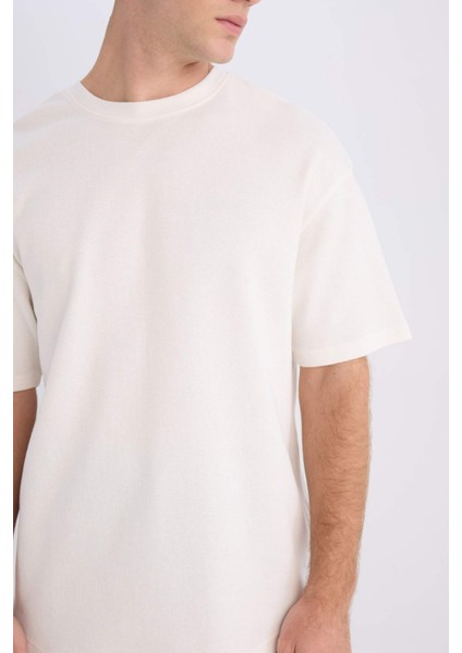 Boxy Fit Bisiklet Yaka Kısa Kollu Basic Düz Waffle Tişört B4443AX25SP fırsatları