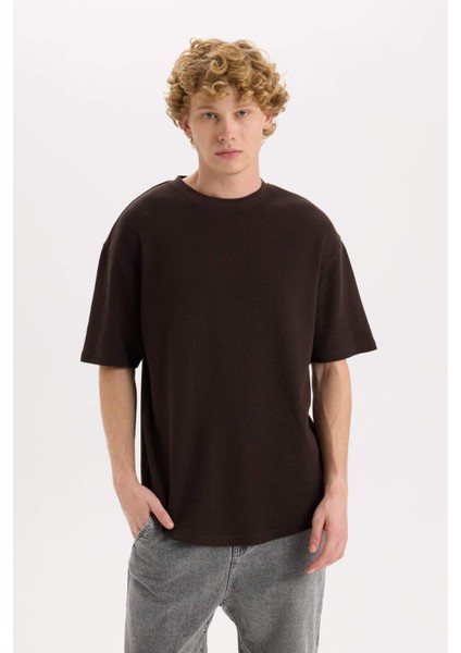 Boxy Fit Bisiklet Yaka Kısa Kollu Basic Düz Waffle Tişört B4443AX25SP fırsatları