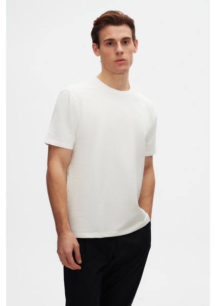 Slim Fit Ekru Baskılı T-Shirt fiyatları