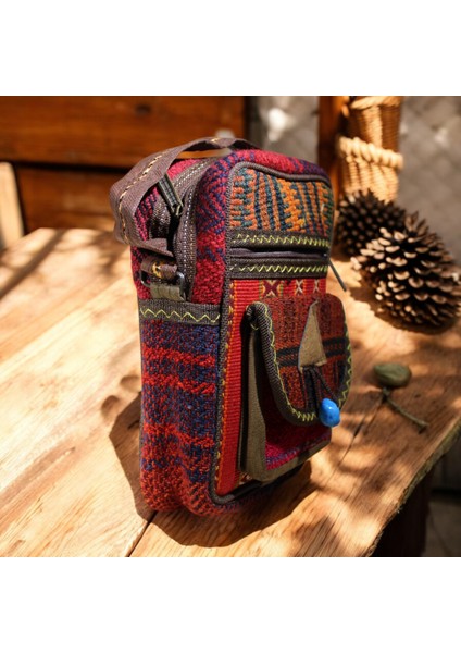 DEHNA El Dokuma Kilim Desenli Omuz Çantası – Şık, Otantik ve El Yapımı Midi (20x24x8 cm) fiyatları