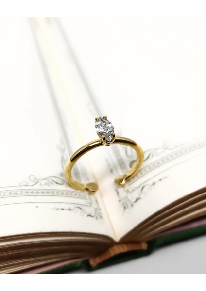 Baget Taşlı Gümüş Tektaş Yüzük modelleri