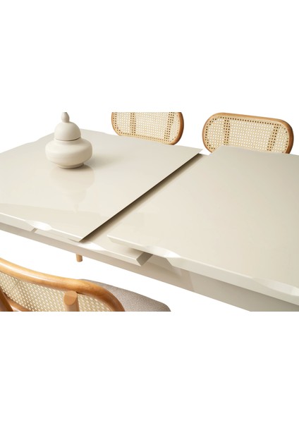 Kelebek Ortadan Açılır Büyüyen Yemek Masası Krem 80 x 130 cm