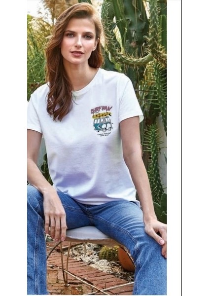 8153 Kadın T-Shirt Beyaz