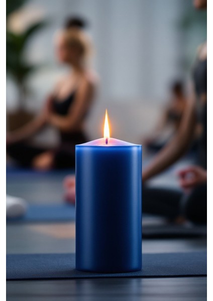 El Işçiliği Hand Made Kütük Silindir Mum Siyah Renk 5 cm Genişlik 30 cm Uzunluk Gül Kokulu