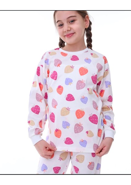 Kız Çocuk Pamuklu Çilek Desenli Pijama Takımı