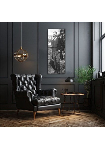 Ulu Önder Mustafa Kemal Atatürk Siyah-Beyaz Cam Tablo- Ev ve Ofis Dekorasyonu-Hediyelik-Dekoratif-Atatürk-Modern