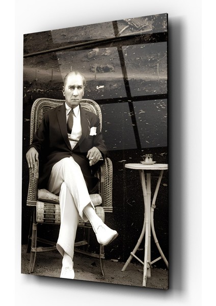 Mustafa Kemal Atatürk Ulu Önder Siyah-Beyaz Cam Tablo- Ev ve Ofis Dekorasyonu-Hediyelik-Dekoratif-Modern-Atatürk fırsatları